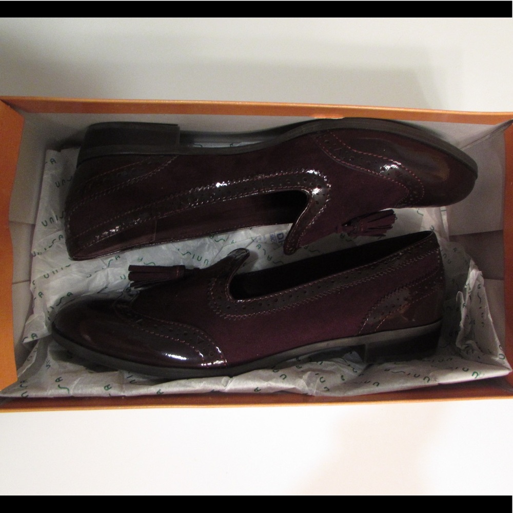 Unisa ‘Finla’ Dark Red Shoe